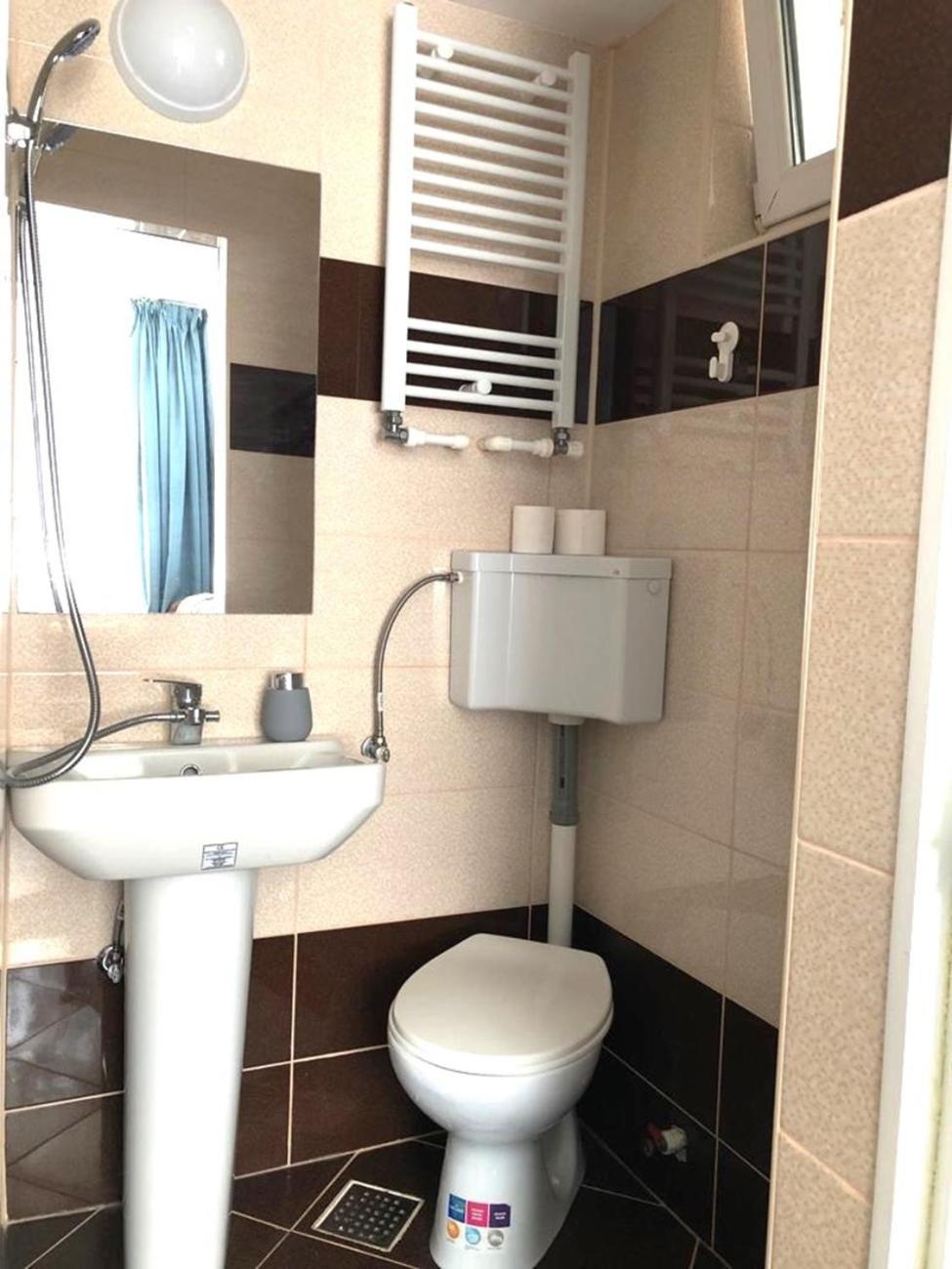 Casa Centrala Azuga Zewnętrze zdjęcie