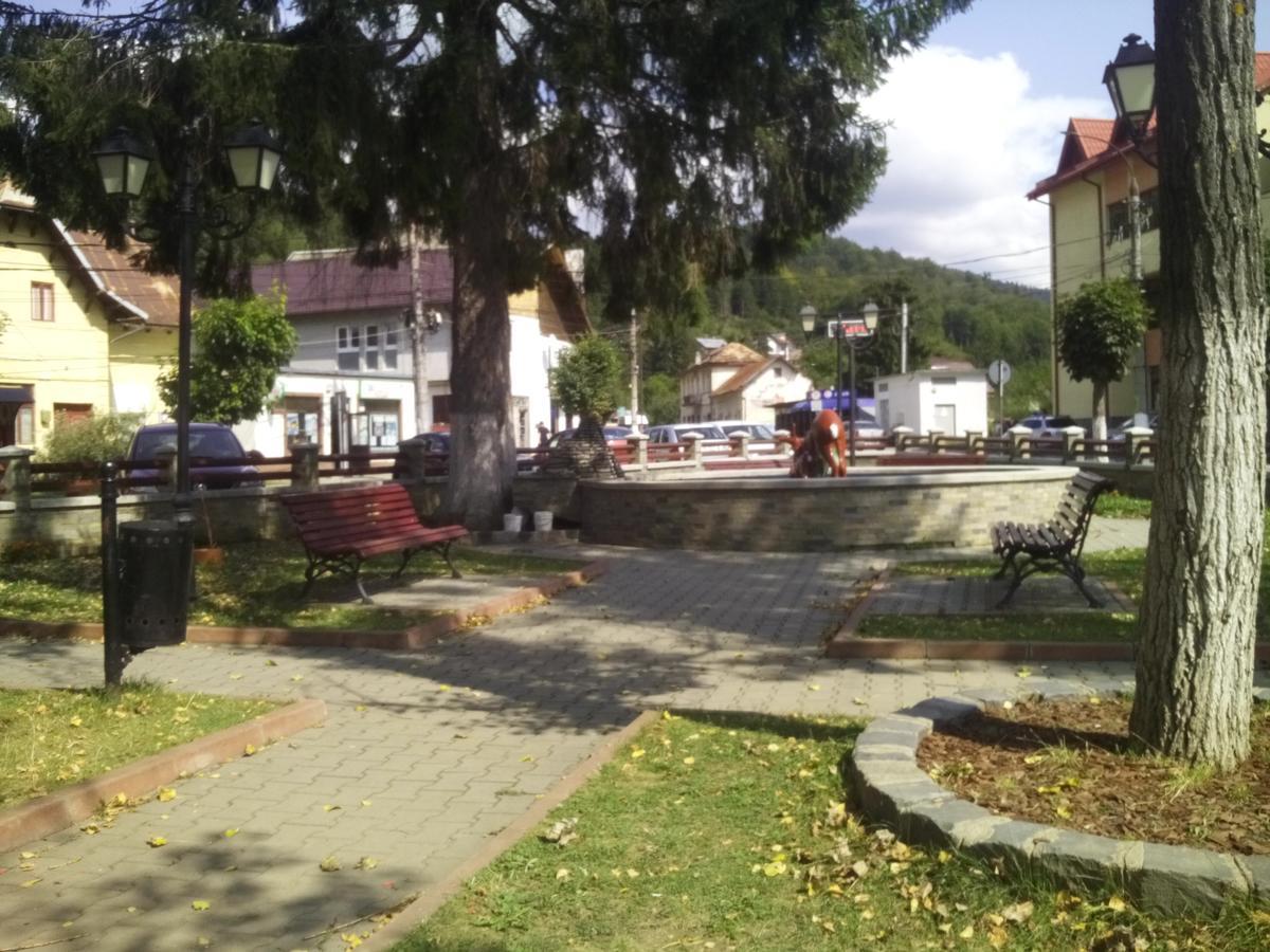 Casa Centrala Azuga Zewnętrze zdjęcie